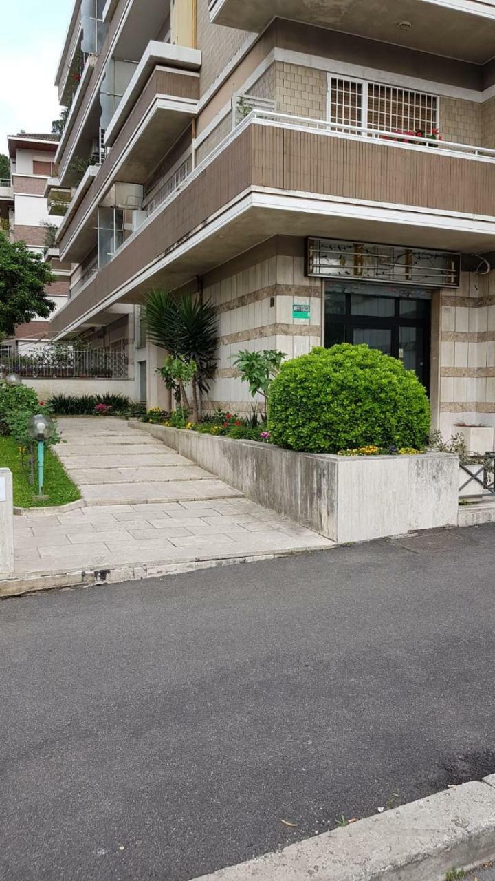Hotel Otium Fornaci San Pietro Roma Exterior foto